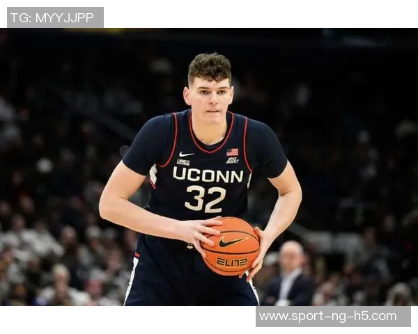 约基奇谈比赛角色转变称今晚更像发动机助力队友得分